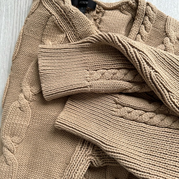 J Crew Brown Vneck Sweater brand new condition size small - Picture 3 of 3